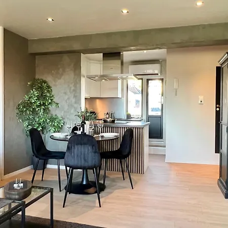 Pent House - Two Balconies Апартаменты *